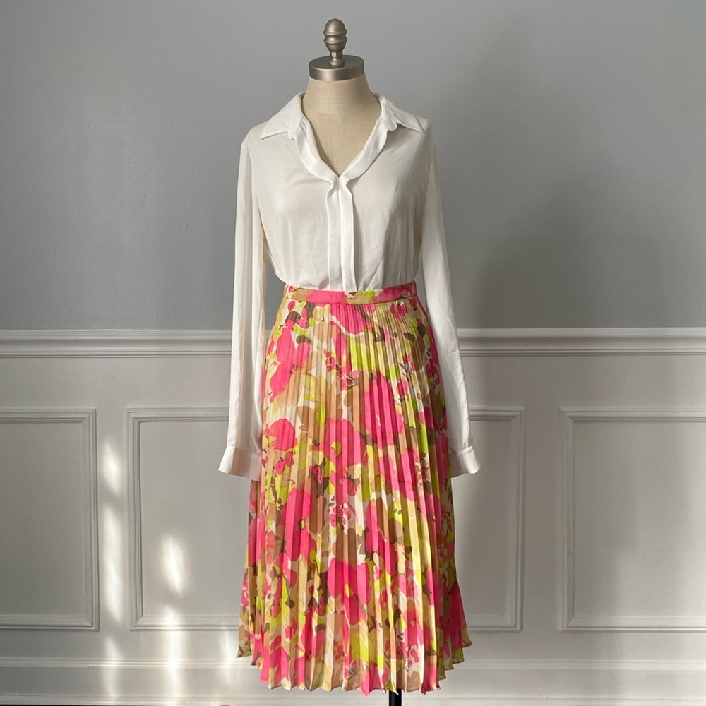 Ann Taylor LOFT Preppy Pleated Floral Midi Skirt